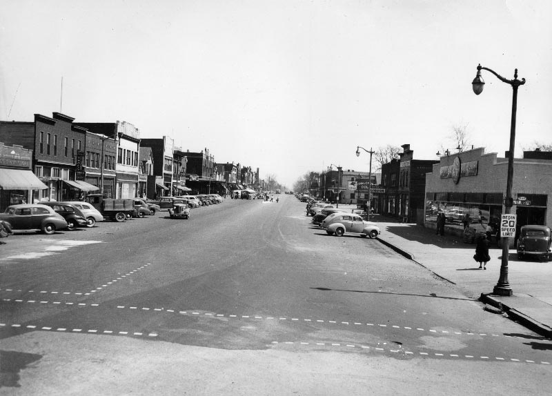 Franklin Street from St. Joseph Avenue during WWII